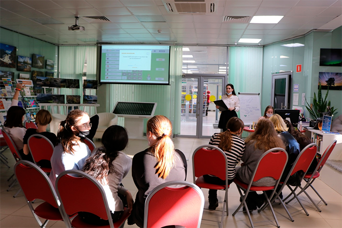 ВО ВЛАДИМИРЕ ПРОШЛА ВИКТОРИНА «ИЗУЧИ ИНТЕРНЕТ» ВО ВЛАДИМИРЕ ПРОШЛА ВИКТОРИНА «ИЗУЧИ ИНТЕРНЕТ»